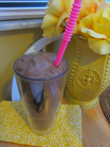 Chocolate Peanut Butter Cup Smoothie for a quick breakfast