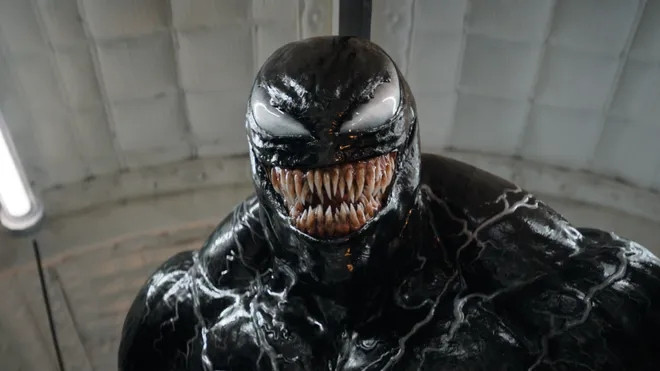 Tom Hardy as Eddie Brock and Venom in "Venom: The Last Dance" movie review