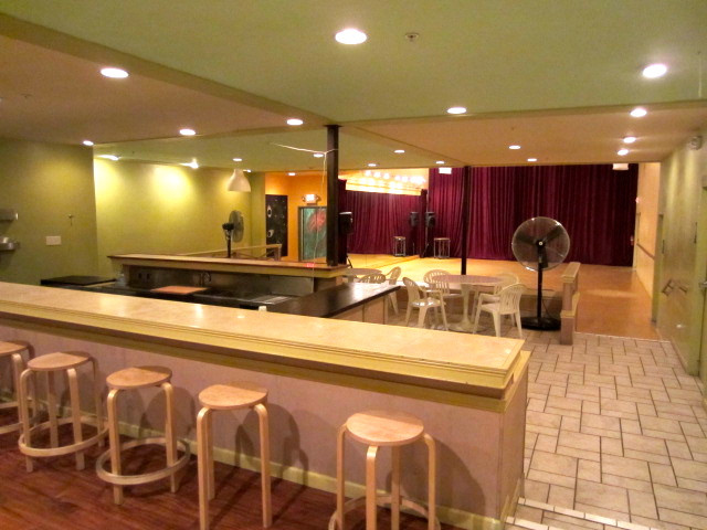 Spacious Showroom at Danzhaus Dance Center, perfect for large dance classes and events.