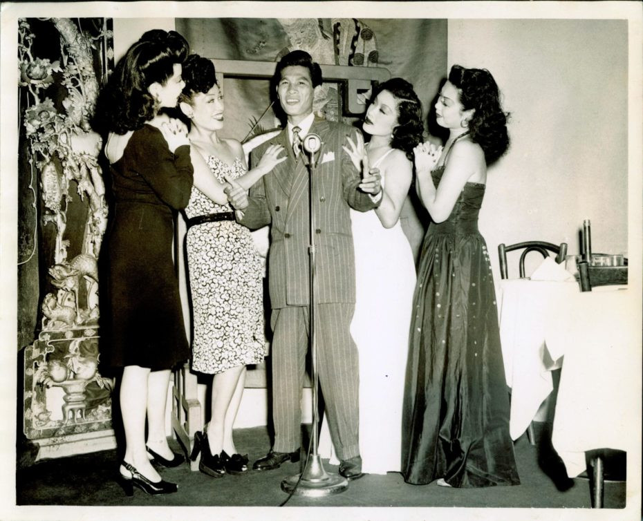 Babe magnet Larry Ching with Forbidden City ladies (l-r) Mai Tai Sing, Jade Ling, Diane Shinn &amp; Betty Wong (the third Mrs. Charlie Low), early 1940s. (DeepFocus Productions Inc.)