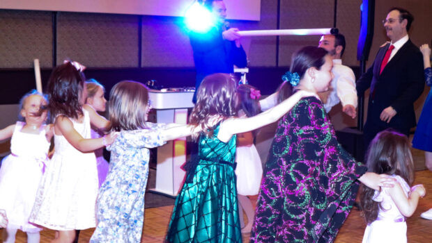 Promotional image for Daddy Daughter Dances in Oakland County, highlighting upcoming 2025 events.