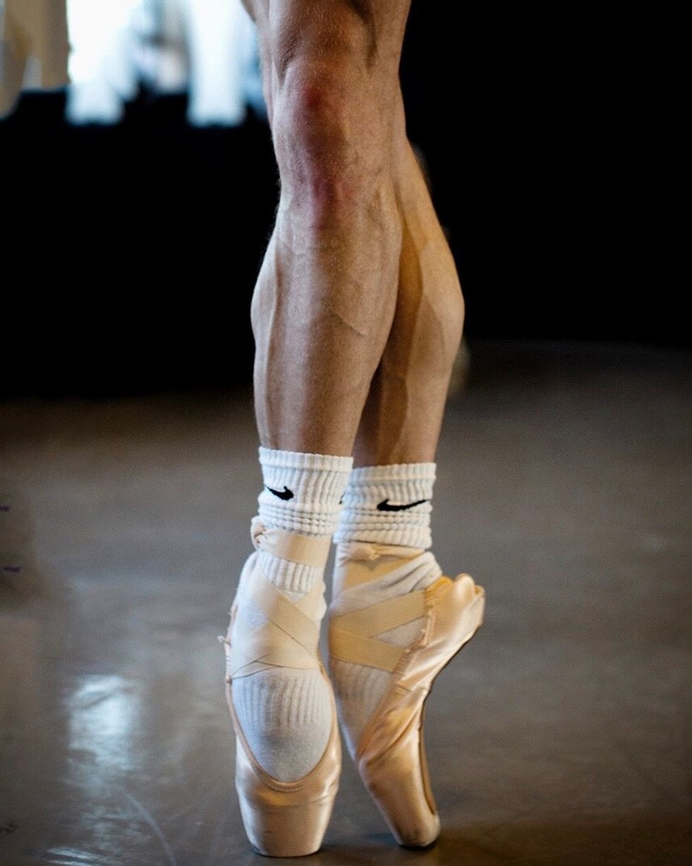 Whiteside stands on pointe (courtesy Whiteside). Many male dancers begin to stand on pointe due to curiosity of what is possible and achievable with proper training.